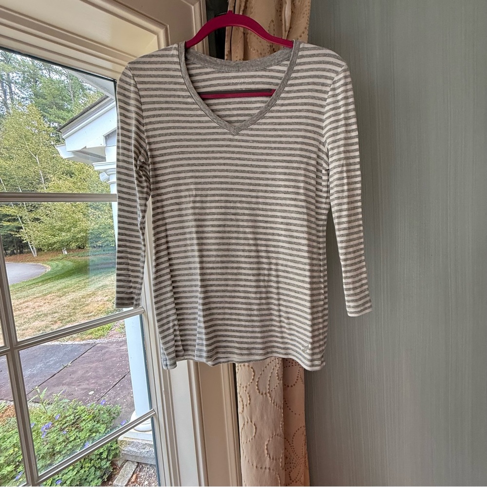 Nautica Gray and White Striped Long Sleeve Soft Casual Cotton 3/4 Sleeve Tee